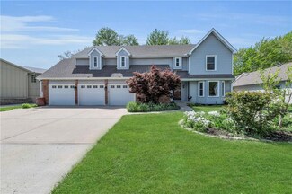 402 NE Adams Dr, Lees Summit, MO 64086