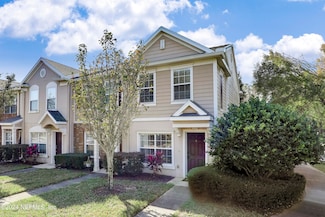 8161 Summerside Cir, Jacksonville, FL 32256