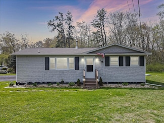 3000 Pleasant View Dr, Kunkletown, PA 18058