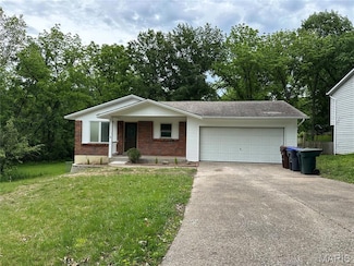 2546 Millrace Dr, Saint Peters, MO 63376