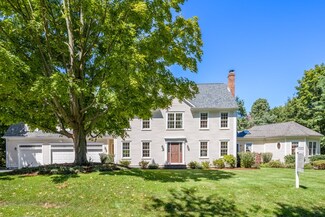 91 Hill St, Lexington, MA 02421