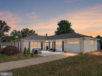 3 Taven Keep Ct, Newark, DE 19711