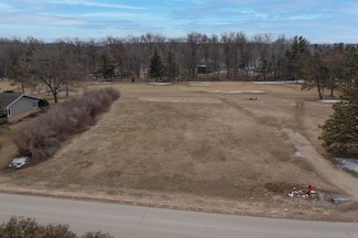 000 Silver Ridge Dr, Oregon, IL 61061