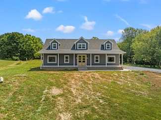 32 Mccoy Dr, Hustonville, KY 40437