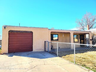 2305 E 16th St, Farmington, NM 87401