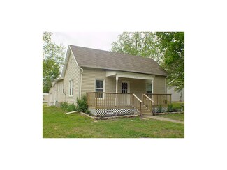 216 S Kentucky St, Adrian, MO 64720