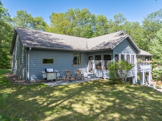 9819 N Yawkey Lake Rd, Hazelhurst, WI 54531