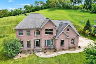 114 Birch Dr, Belle Vernon, PA 15012