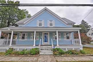 287 Pawtuxet Ave, Warwick, RI 02888