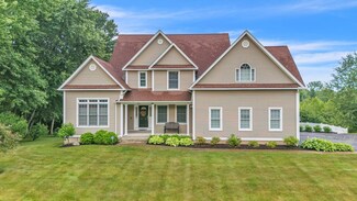 595 S West St, Feeding Hills, MA 01030