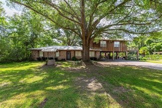 2610 Isbell Ln, Silsbee, TX 77656