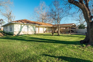 15618 Elgin St, Channelview, TX 77530