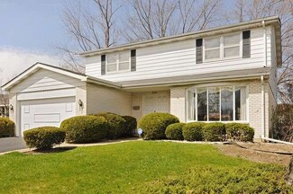 724 W Kingsbury Dr, Arlington Heights, IL 60004