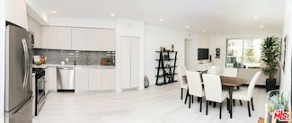 625 S Barrington Ave Unit 108, Los Angeles, CA 90049