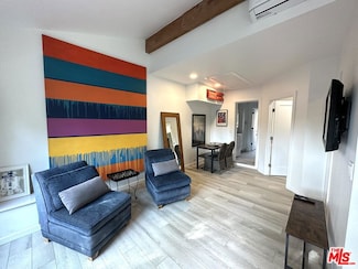 22535 Sylvan St, Los Angeles, CA 91367