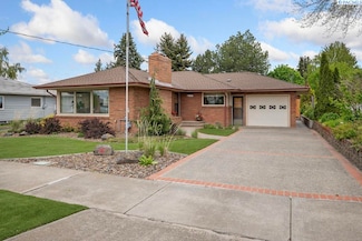 407 Steptoe St, Colton, WA 99113