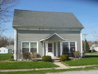208 E Walnut St, Frankton, IN 46044