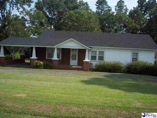 611 W 3rd Ave, Lake View, SC 29563
