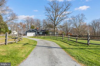 1064 Glen Hall Rd, Kennett Square, PA 19348