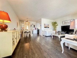 2014 Newport G, Deerfield Beach, FL 33442