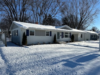 514 Garden Dr, Belvidere, IL 61008