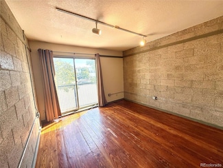 1131 21st St, Denver, CO 80205