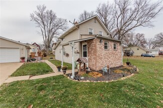 1552 Elizabeth Ave, Lakemore, OH 44250