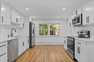 53 Aldrich Rd Unit A, Watertown, MA 02472