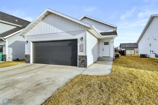 6032 79th Ave S, Horace, ND 58047