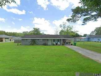104 N Davis, Pierre Part, LA 70339