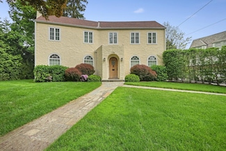 104 Edgewood Ave, Larchmont, NY 10538