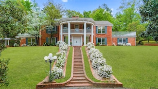 2900 S Robertson Ave, Tyler, TX 75701