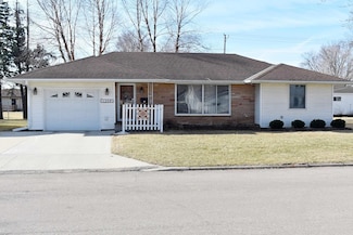 1208 Oak St, Osage, IA 50461