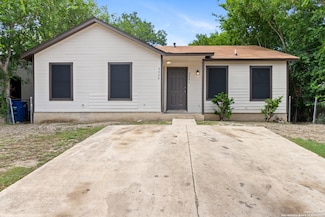 3439 Gateway Dr, San Antonio, TX 78210
