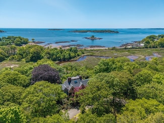 965 Hale St, Beverly, MA 01915
