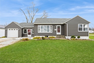 645 36th St NE, Cedar Rapids, IA 52402