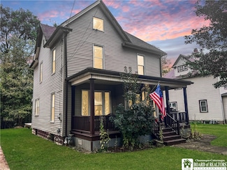 122 Weeks St, Jamestown, NY 14701