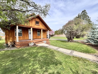 203 SE Alamo St, Enterprise, OR 97828