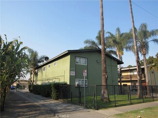 1210 W Brook St, Santa Ana, CA 92703