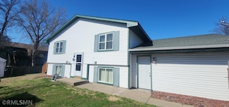 7427 74th Way N, Brooklyn Park, MN 55428