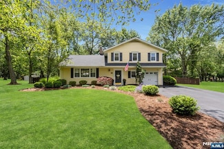 611 Maze Rd, Rivervale, NJ 07675