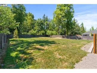 2063 Wembley Park Rd, Lakeoswego, OR 97034