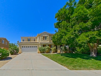2300 Thorncroft Cir, Palmdale, CA 93551