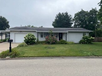 304 N Loyland Dr, Robinson, IL 62454