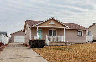 110 S Davenport St, Mingo, IA 50168