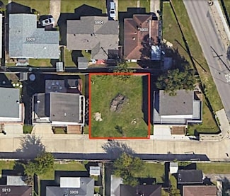 4 Homerun Ln, Metairie, LA 70003