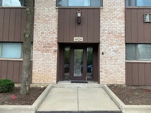 4424 Arbor Cir Unit 3, Downers Grove, IL 60515