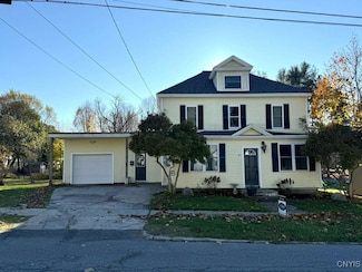 47 N Jefferson St, Carthage, NY 13619