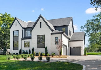 712 Wilson Pike, Brentwood, TN 37027