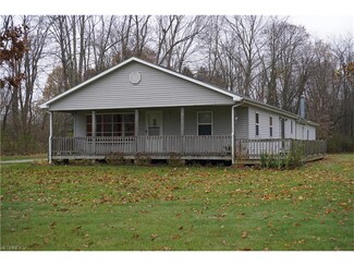 2922 Orchardview Dr SE, East Canton, OH 44730